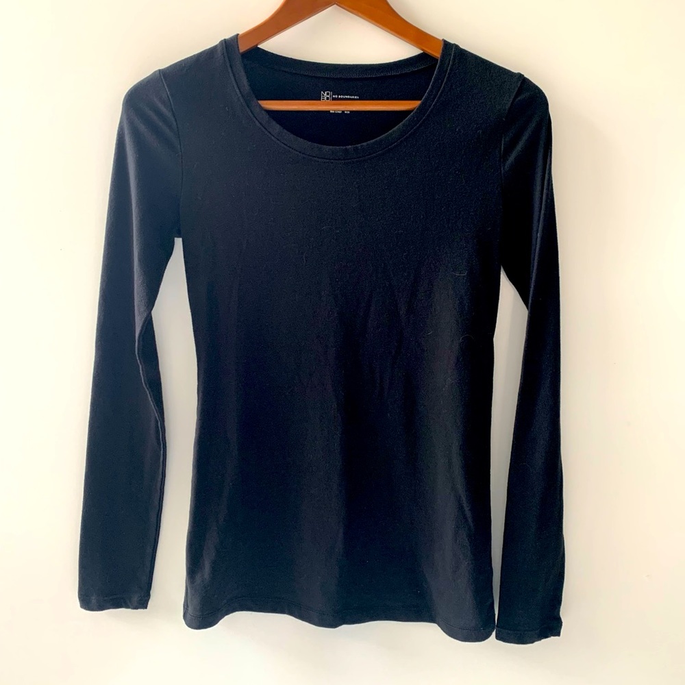 🟡Long Sleeve Black Tee